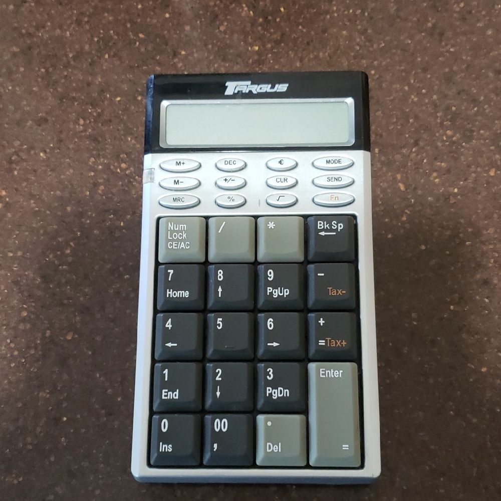 TARGUS Wireless Calculator Keypad AKP02 USB Receiver Stow-N-Go with Display
